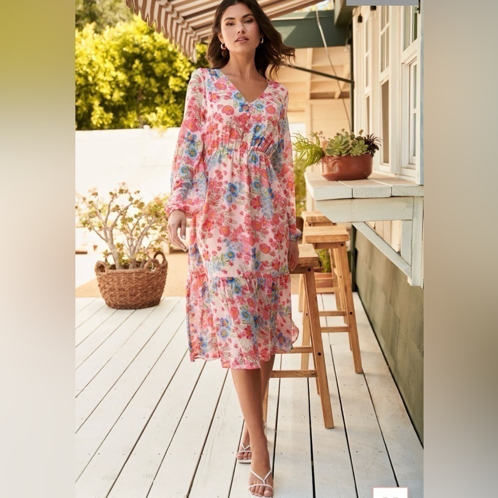 Sugarlips Macaron Floral Nellie Ruffle Midi
Dress Size: L NWT